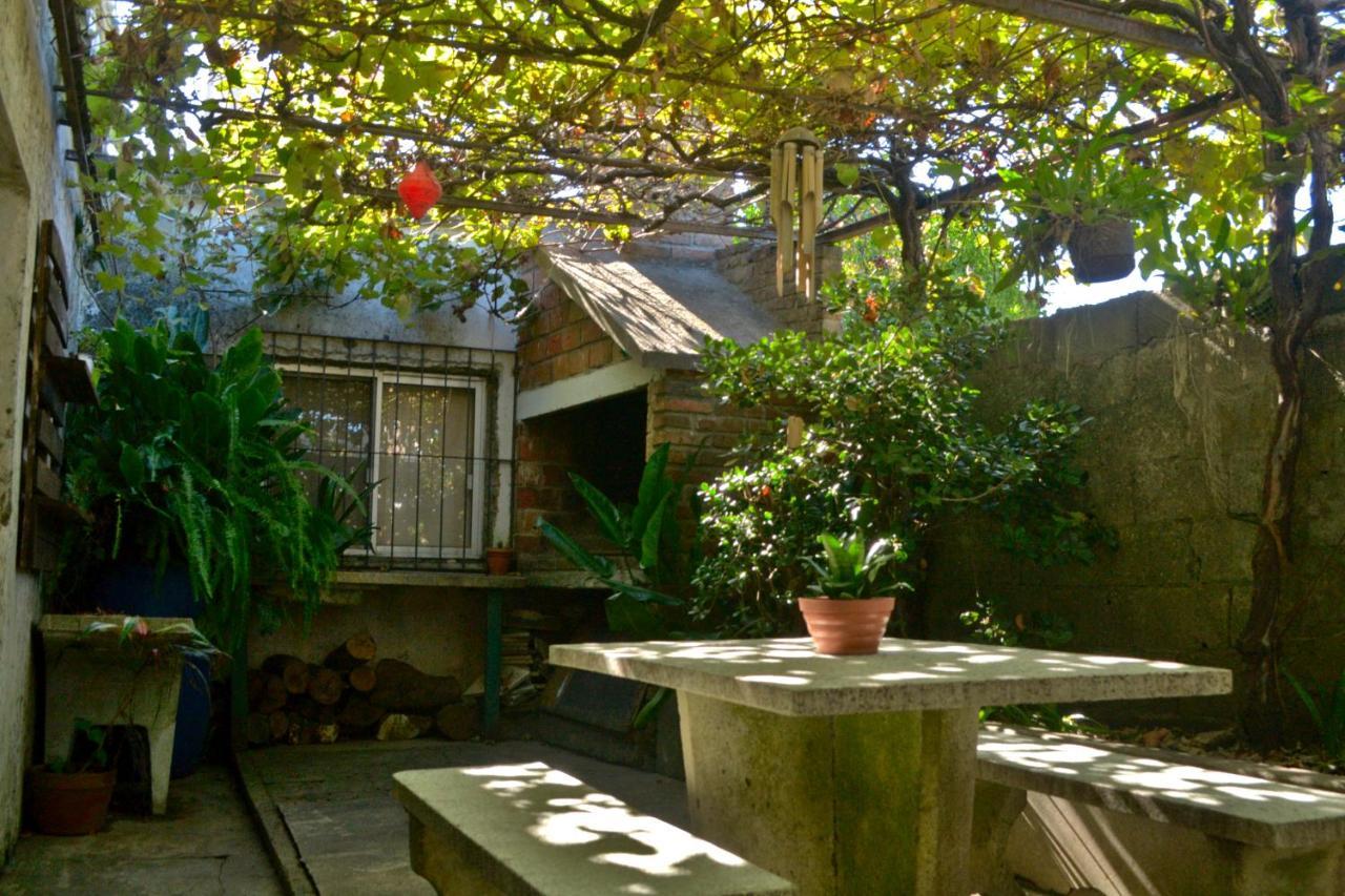 Agradable Casa Con Chimenea Interior Y Parrillero. A 250M De La Playa Apartman Colonia del Sacramento Kültér fotó